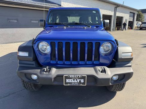 Used 2018 Jeep Wrangler Unlimited Sport image 7