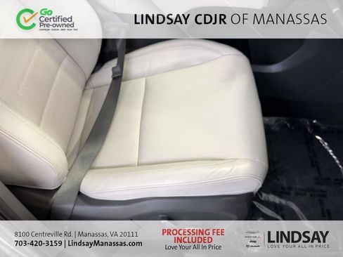 Used 2024 Hyundai Santa Fe Limited AWD/4WD image 13
