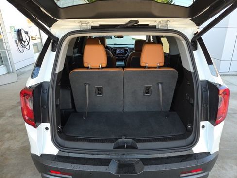 Used 2020 GMC Acadia AT4 image 24