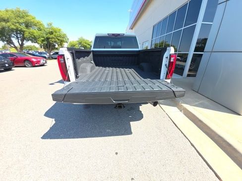 Used 2025 GMC Sierra 2500 Denali Ultimate w/ Max Trailering Package AWD/4WD image 81