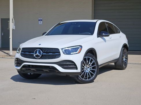 Used 2022 Mercedes-Benz GLC 300 4MATIC Coupe image 1