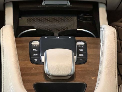 Used 2023 Mercedes-Benz GLE 350 4MATIC image 17