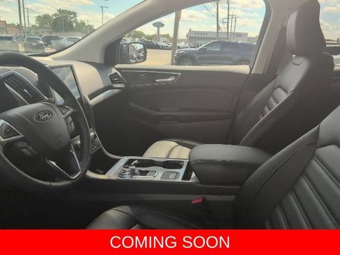 Used 2024 Ford Edge SEL w/ Convenience Package AWD/4WD image 4