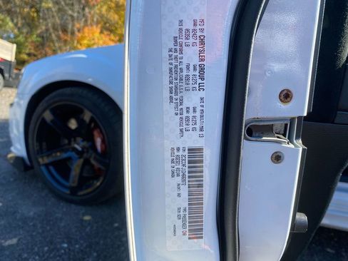 Used 2013 Chrysler 300 SRT8 w/ Leather Interior Group image 33