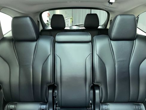 Used 2024 Acura MDX SH-AWD w/ Technology Package image 22