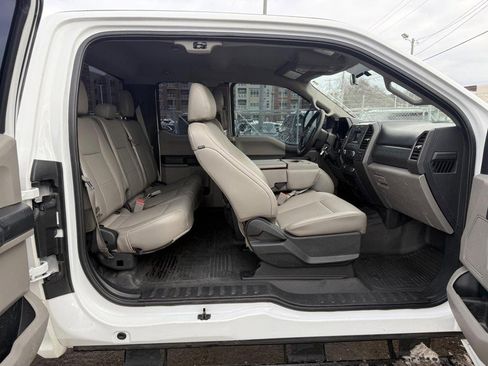 Certified 2019 Ford F250 XL w/ XL Value Package image 14