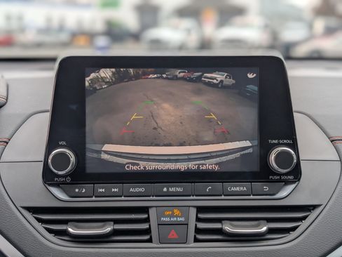 Used 2021 Nissan Altima 2.5 SR image 3