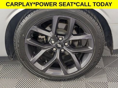 Used 2019 Dodge Challenger R/T w/ Blacktop Package image 8
