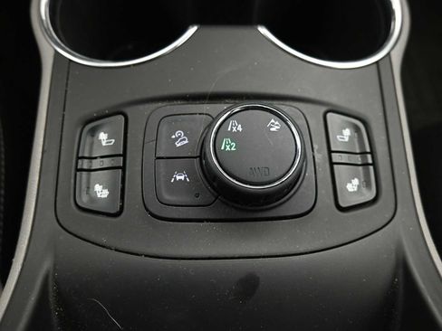 Used 2022 GMC Terrain SLE w/ Driver Convenience Package image 23