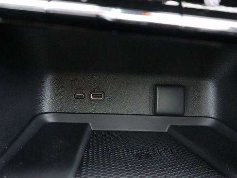 New 2026 Chevrolet Traverse Z71 image 22