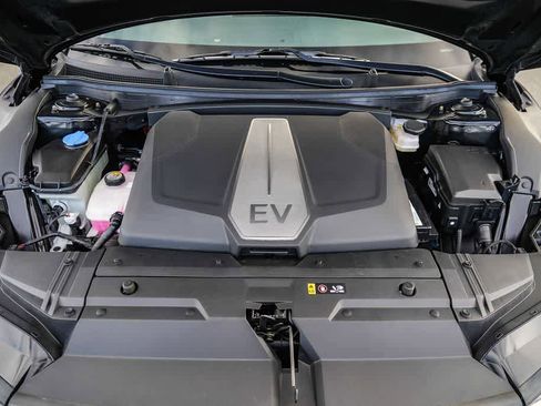 Certified 2024 Kia EV6 Wind RWD image 26