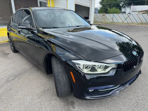 Used 2018 BMW 330i xDrive Sedan w/ Convenience Package AWD/4WD image 12