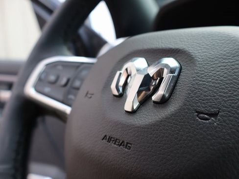 Used 2025 RAM 2500 Laramie image 32