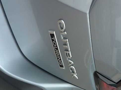 Used 2023 Subaru Outback Touring AWD/4WD image 18