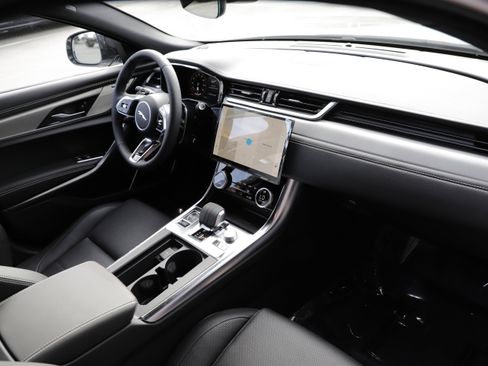 New 2024 Jaguar XF R-Dynamic SE image 12