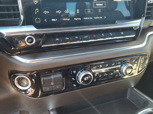 Certified 2023 GMC Sierra 1500 SLT w/ SLT Premium Plus Package image 15