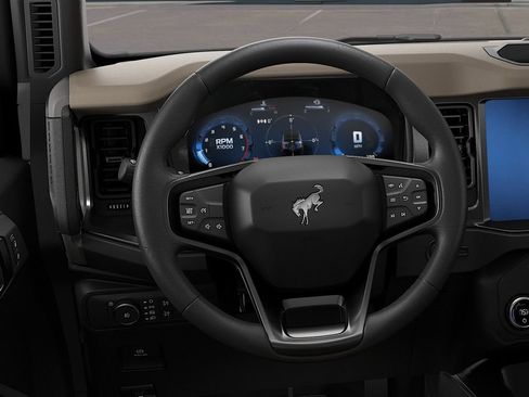 New 2026 Ford Bronco Big Bend w/ Black Diamond Package AWD/4WD image 6