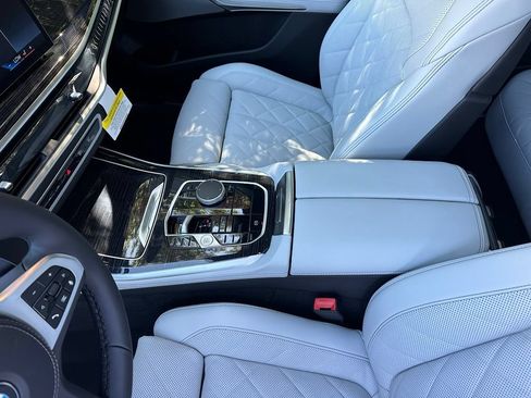 New 2026 BMW X5 sDrive40i RWD image 21