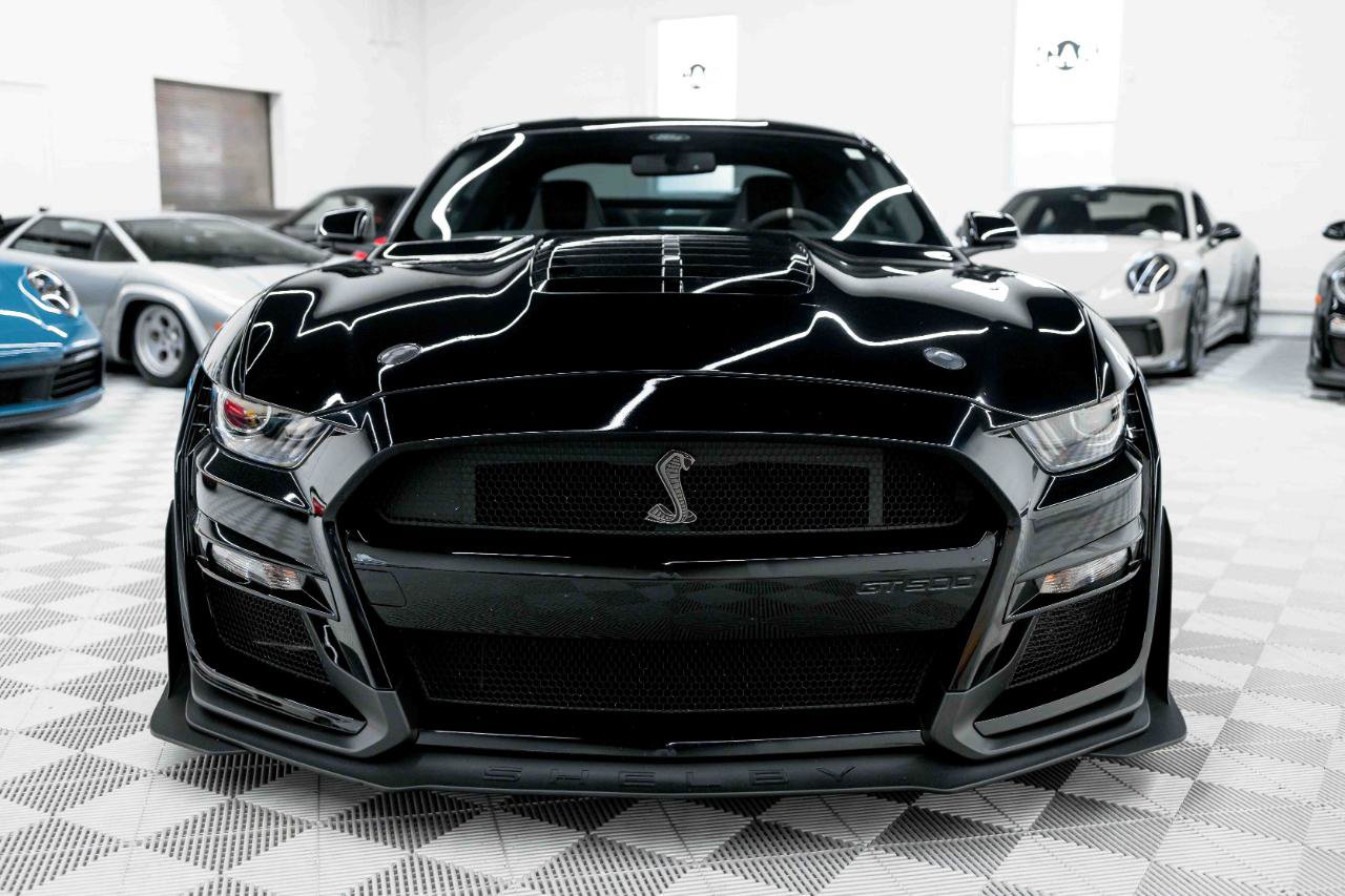 Used 2021 Ford Mustang Shelby GT500 w/ Carbon Fiber Track Pack RWD image 5