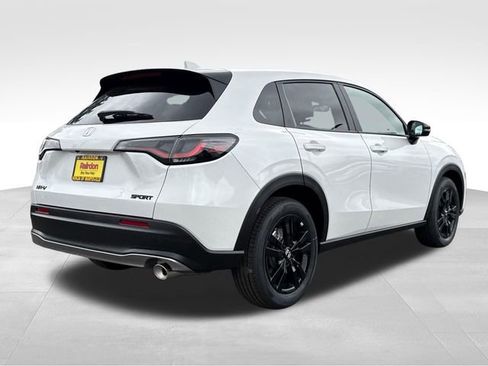 New 2026 Honda HR-V Sport image 7