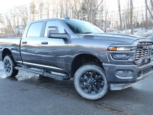 Used 2025 RAM 2500 Big Horn AWD/4WD image 4