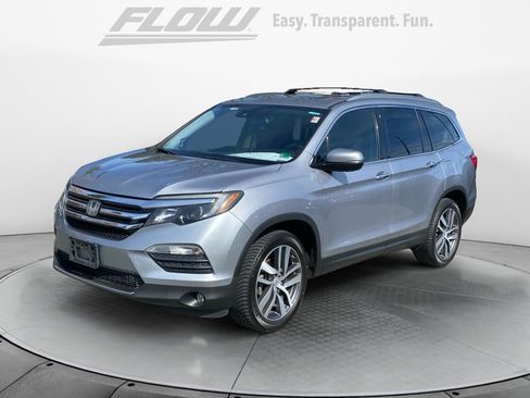 Used 2017 Honda Pilot Elite image 4