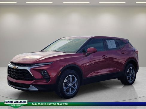 Used 2023 Chevrolet Blazer LT image 8