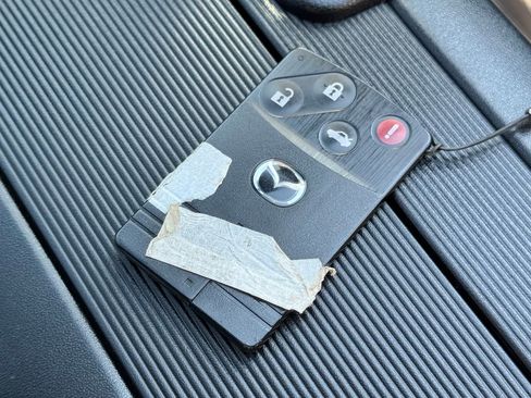 Used 2008 MAZDA MX-5 Miata RWD image 32
