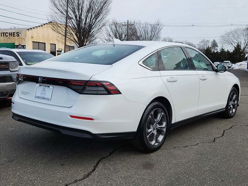 Certified 2024 Honda Accord EX image 6