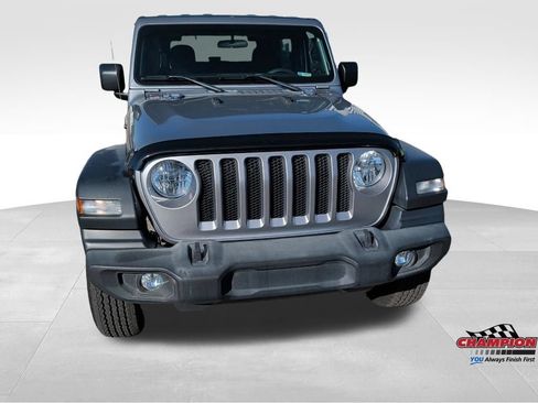 Used 2020 Jeep Wrangler Sport AWD/4WD image 9