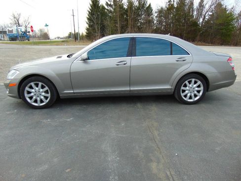 Used 2007 Mercedes-Benz S 550 4MATIC image 5