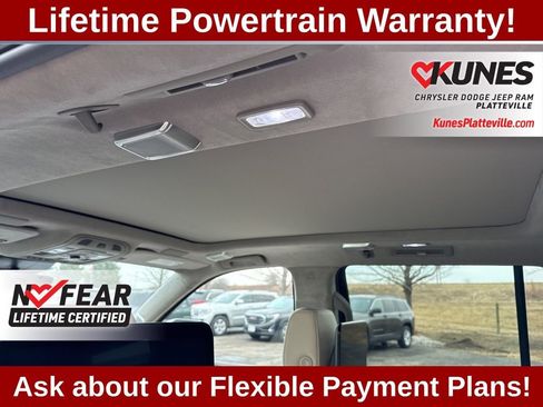 Used 2024 Cadillac Escalade Sport Platinum image 32