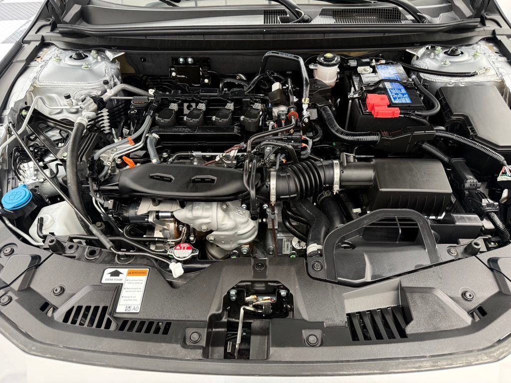 Used 2026 Honda Accord SE image 8
