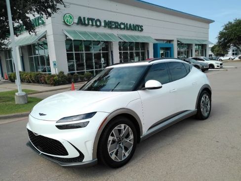 Used 2024 Genesis GV60 RWD image 1