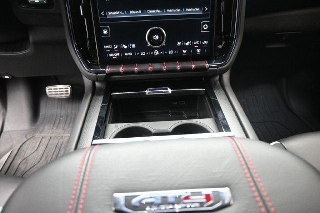 Used 2025 GMC Yukon AT4 Ultimate w/ LPO, Floor Liner Package AWD/4WD image 13