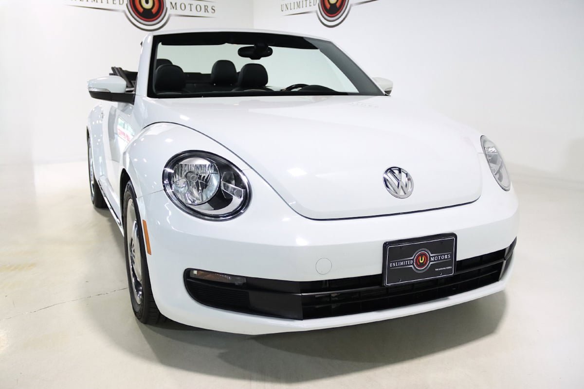 Used 2016 Volkswagen Beetle 1.8T Denim FWD image 18