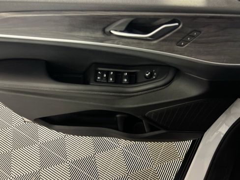 Used 2024 Jeep Grand Cherokee L Limited w/ Luxury Tech Group II image 31