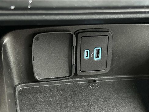 Certified 2023 Ford Bronco Black Diamond image 35