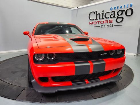 Used 2016 Dodge Challenger SRT Hellcat image 5
