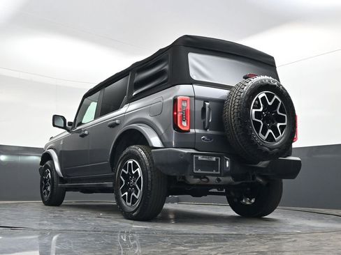 Used 2021 Ford Bronco Outer Banks image 30