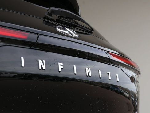 Certified 2025 INFINITI QX60 Sensory AWD/4WD image 37