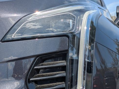 Used 2023 Cadillac XT4 Sport w/ Cold Weather Package image 30