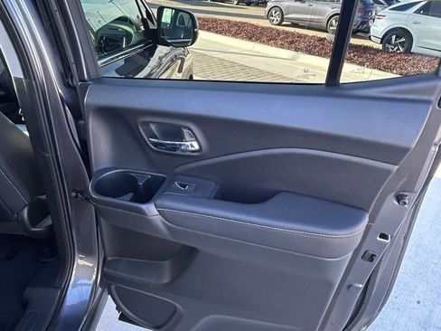 Used 2025 Honda Ridgeline RTL image 12
