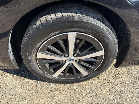 Used 2019 Subaru Impreza 2.0i Premium AWD/4WD image 5