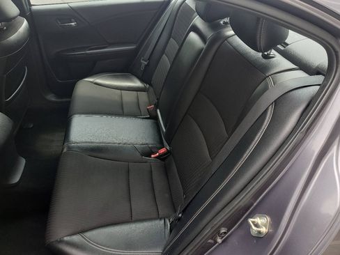 Used 2016 Honda Accord Sport image 11