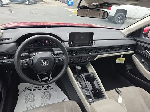Used 2024 Honda Accord EX image 29