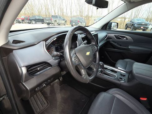 Used 2018 Chevrolet Traverse LT image 14