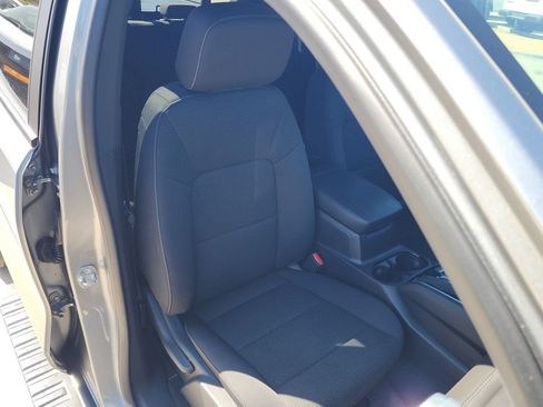 Used 2023 Chevrolet Colorado LT w/ LT Convenience Package RWD image 24