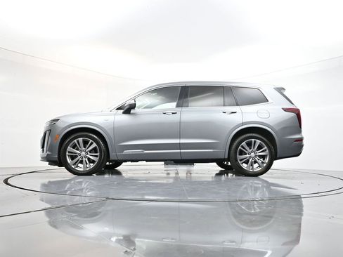 Used 2023 Cadillac XT6 Premium Luxury image 41