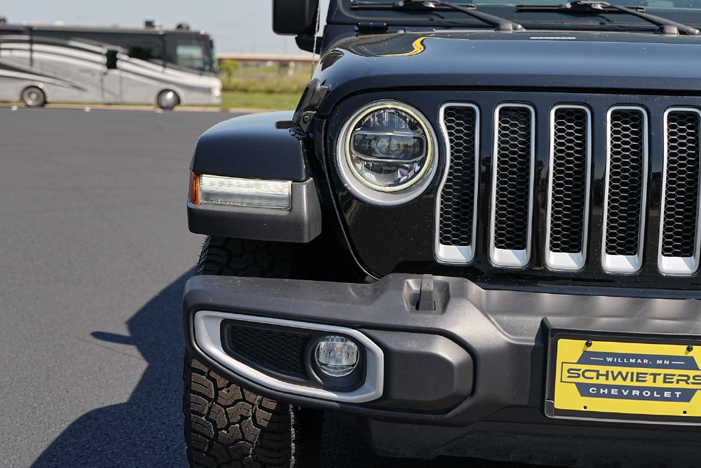 Used 2022 Jeep Wrangler Unlimited Sahara w/ LED Lighting Group AWD/4WD image 4